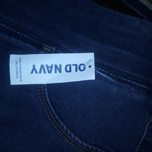 Old navy jeans - Picture 5 of 7